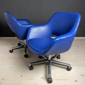 Mid-century office desk chairs Stol Kamnik Yugoslavia 1980s Set of 2 Blue leatherette chair Home office chair Egg chair