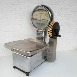 Mechanical scales